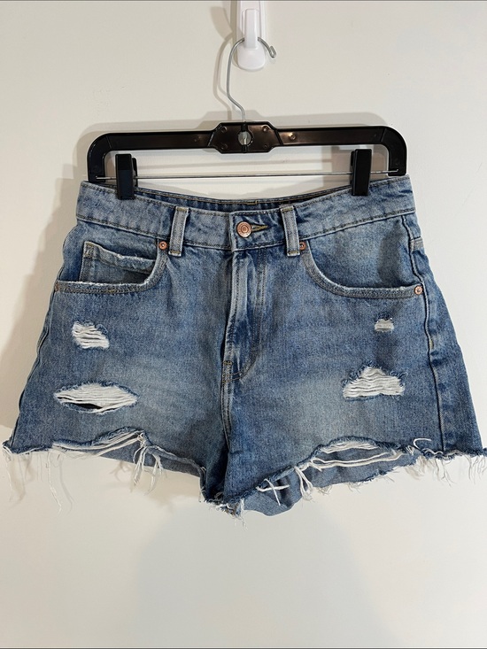 Bershka Pants - Bershka distressed shorts 8